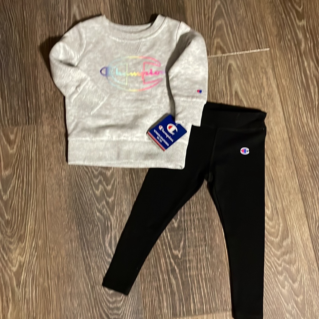 Champion Girl’s 2 Piece Outfit, Brand New With Tags